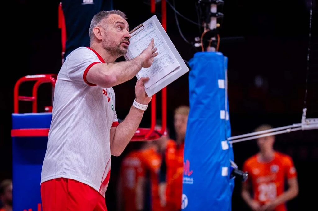 Nikola Grbić szykuje się na trudną batalię w meczu Polska - Serbia Nikola Grbić szykuje się na trudną batalię w meczu Polska - Serbia