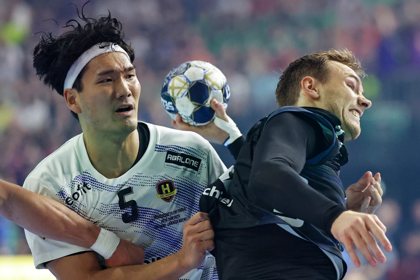 Shuichi Yoshida i Mathias Gidsel w meczu Nantes - Fuchse