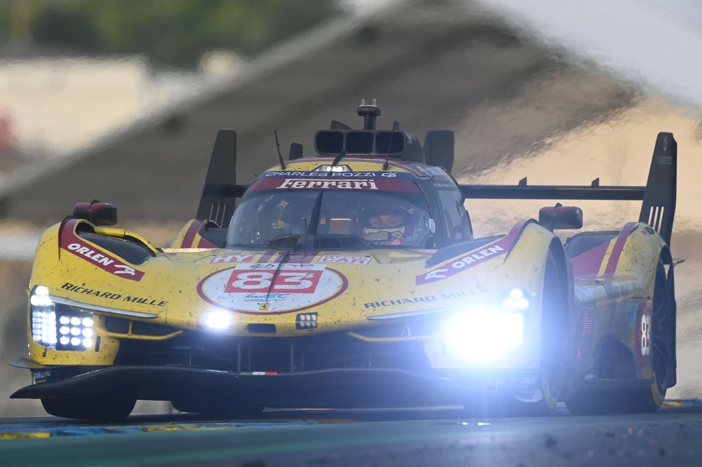 AF Corse 83 podczas wyścigu Le Mans 24h AF Corse 83 podczas wyścigu Le Mans 24h