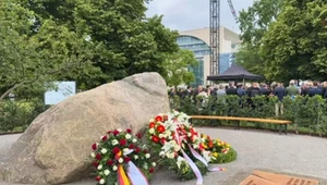W Berlinie odsłonięto głaz dla Polski. Symboliczne miejsce
