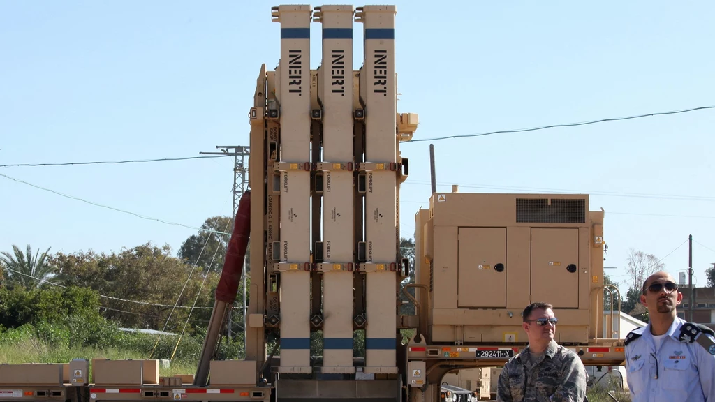 Irański dron runął obok izraelskiego strategicznego systemu obrony kosmicznej Arrow-3 Irański dron runął obok izraelskiego strategicznego systemu obrony kosmicznej Arrow-3
