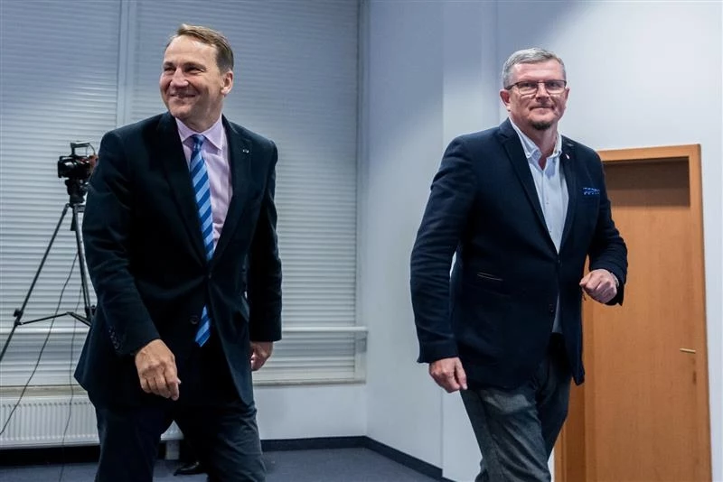 Marcin Bosacki nowym wiceministrem w MSZ. Zacznie pełnić funkcję od wtorku Marcin Bosacki nowym wiceministrem w MSZ. Zacznie pełnić funkcję od wtorku