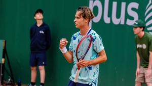 3:6 na start, a potem nagły zwrot akcji. Polak w ćwierćfinale Wimbledonu