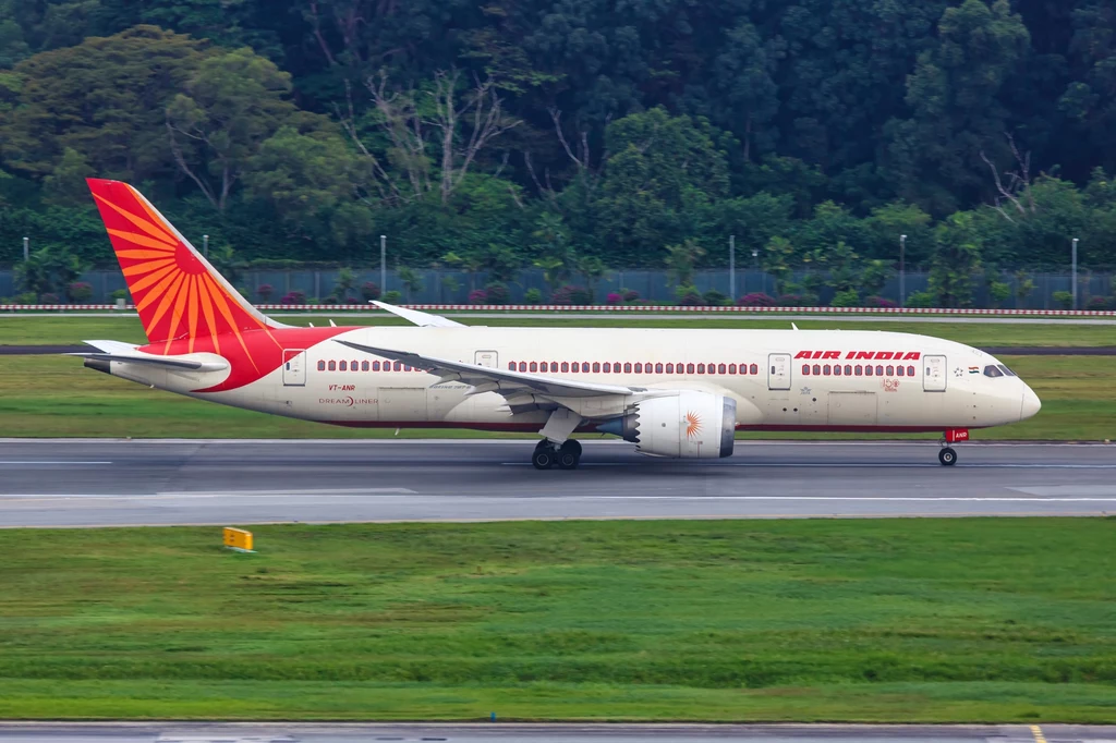 Problemy Dreamlinera linii Air India