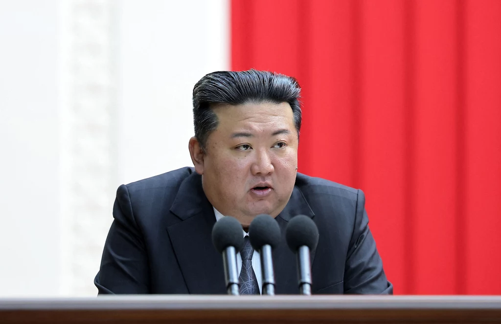 Wielka Brytania ujawnia, ilu żołnierzy Korei Północnej zginęło w obwodzie kurskim. Na zdjęciu: Północnokoreański przywódca Kim Dzong Un Wielka Brytania ujawnia, ilu żołnierzy Korei Północnej zginęło w obwodzie kurskim. Na zdjęciu: Północnokoreański przywódca Kim Dzong Un