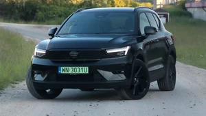 Volvo EX40 Performance Black Edition. Co kryje się pod tą skomplikowaną nazwą?