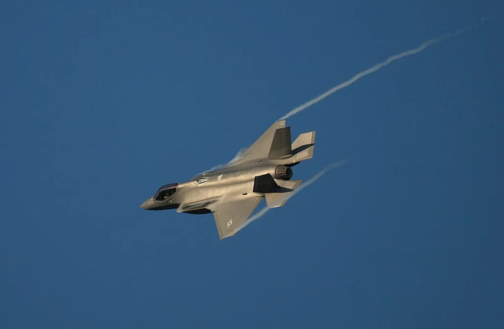 USA przemieszczają myśliwce F-35 na Bliski Wschód USA przemieszczają myśliwce F-35 na Bliski Wschód