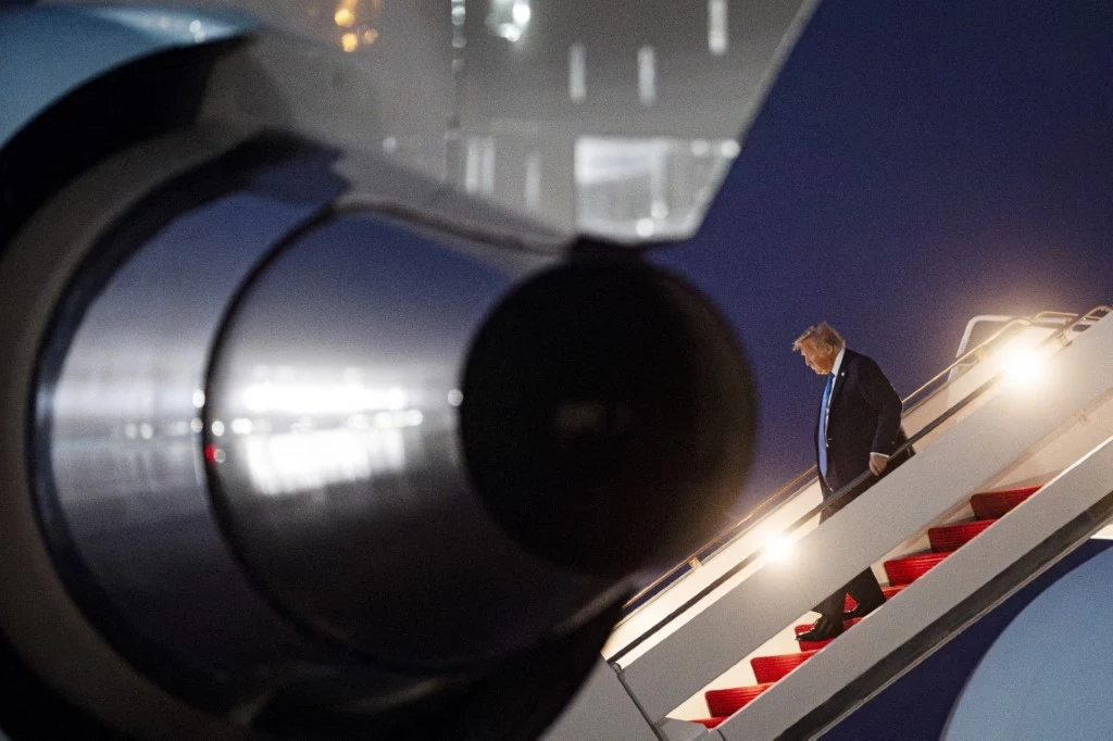 Pilna narada w Białym Domu. Donald Trump rozważa interwencję USA na Bliskim Wschodzie Pilna narada w Białym Domu. Donald Trump rozważa interwencję USA na Bliskim Wschodzie