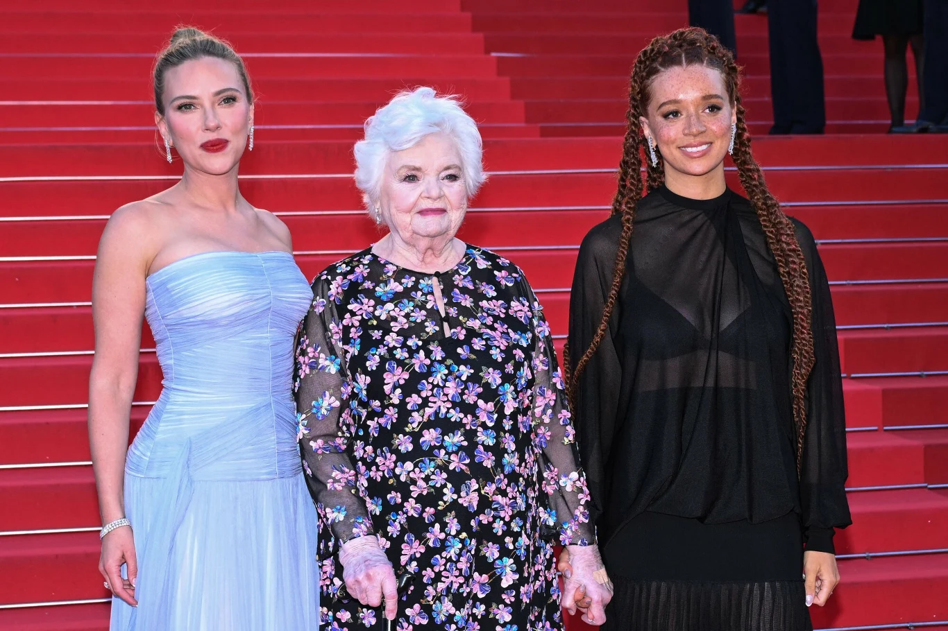 Scarlett Johansson z gwiazdą filmu June Squibb Scarlett Johansson z gwiazdą filmu June Squibb