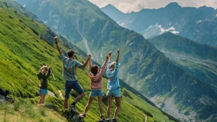 Lato to idealny moment na aktywny wypoczynek w otoczeniu natury, pięknych krajobrazów i ciekawych wydarzeń