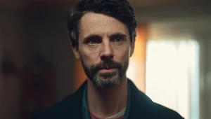 Matthew Goode jako Carl Morck w serialu "Dept Q."