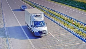 Kierowca udawał, że nie widzi specjalnego znaku na S19. Daleko nie zajechał