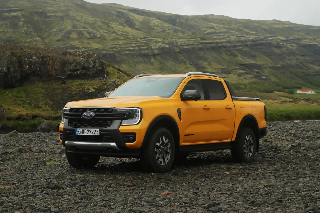 Ford Ranger Plug-in jest mocny, luksusowy i ekonomiczny. A jak cena? Ford Ranger Plug-in jest mocny, luksusowy i ekonomiczny. A jak cena?