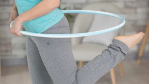 Hula-hop wysmukla talię i wspomaga zdrowie