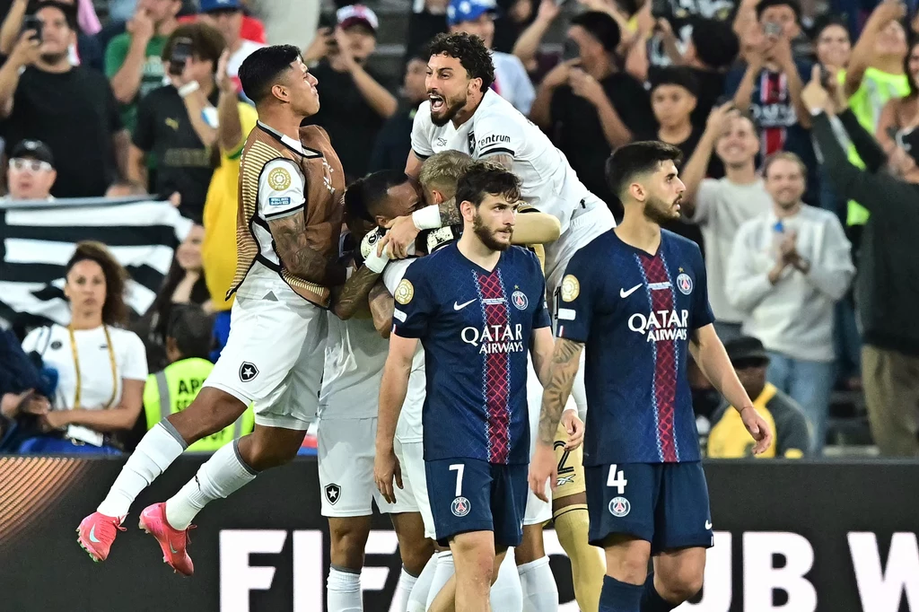 Radość piłkarzy Botafogo po zwycięstwie nad PSG Radość piłkarzy Botafogo po zwycięstwie nad PSG