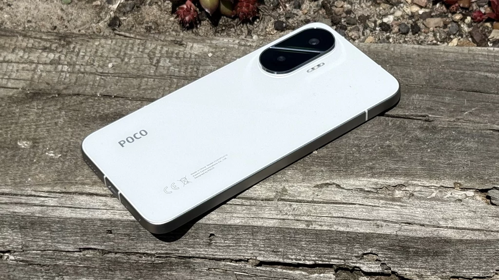 Test POCO F7. Ciekawy design to nie jego jedyne atuty. Test POCO F7. Ciekawy design to nie jego jedyne atuty.