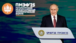 Władimir Putin chwali rosyjską gospodarkę w Petersburgu