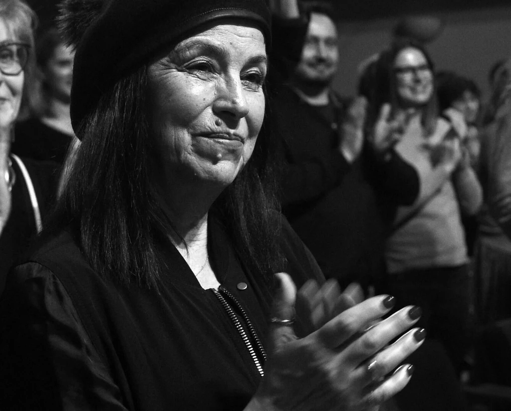 Grażyna Waglewska była żoną Wojciecha Waglewskiego Grażyna Waglewska była żoną Wojciecha Waglewskiego