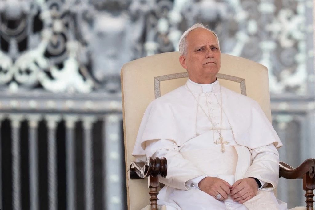 Papież Leon XIV przestrzega przed sztuczną inteligencją Papież Leon XIV przestrzega przed sztuczną inteligencją