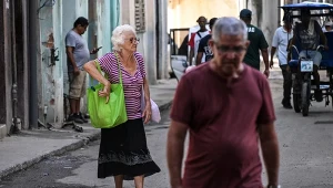 Kryzys ekonomiczny na Kubie uderza w seniorów. Głodowe emerytury nie wystarczają na zaspokajanie potrzeb żywieniowych