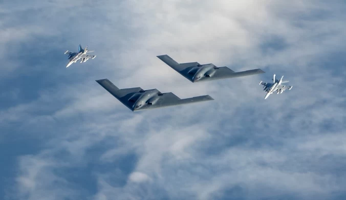 Kilka bombowców strategicznych B-2 wyleciało z USA
