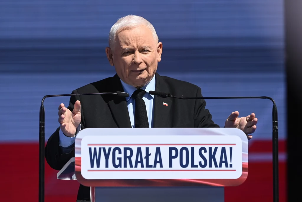 Prezes PiS Jarosław Kaczyński na pikniku rodzinnym "Wygrała Polska" w Pułtusku Prezes PiS Jarosław Kaczyński na pikniku rodzinnym "Wygrała Polska" w Pułtusku
