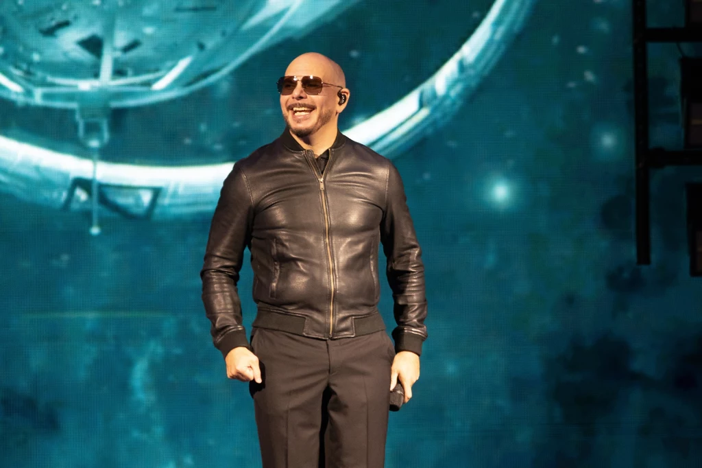 Pitbull zwrócił się po polsku do swoich fanów Pitbull zwrócił się po polsku do swoich fanów
