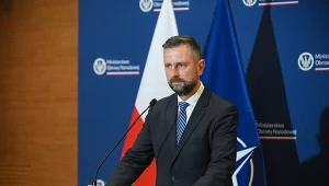 Szef MON przed szczytem NATO opowiedział się też za przeznaczeniem 5 proc. PKB na obronność do 2030, a nie do 2032 r.