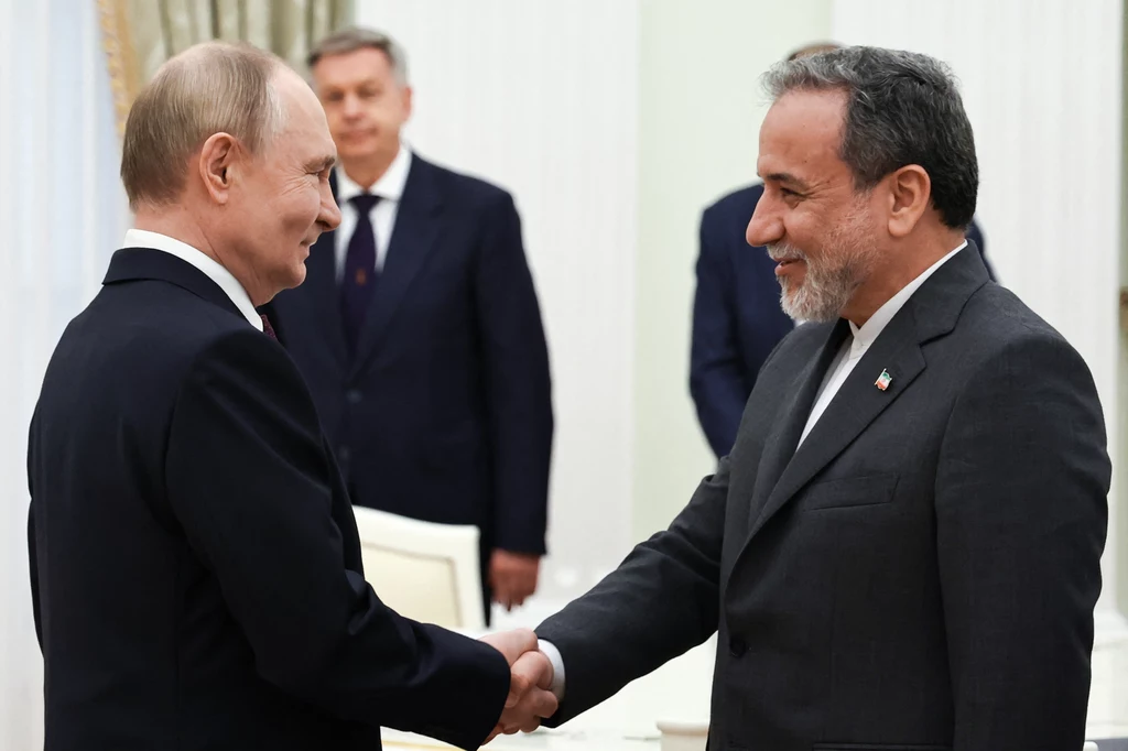 Władimir Putin i szef MSZ Iranu Abbas Aragczi Władimir Putin i szef MSZ Iranu Abbas Aragczi