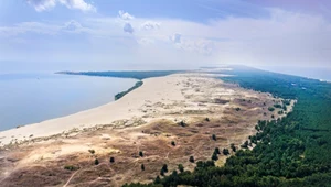 "Litewska Ibiza", "Nadbałtyckie Zakopane". Modne miasto przyciąga tłumy