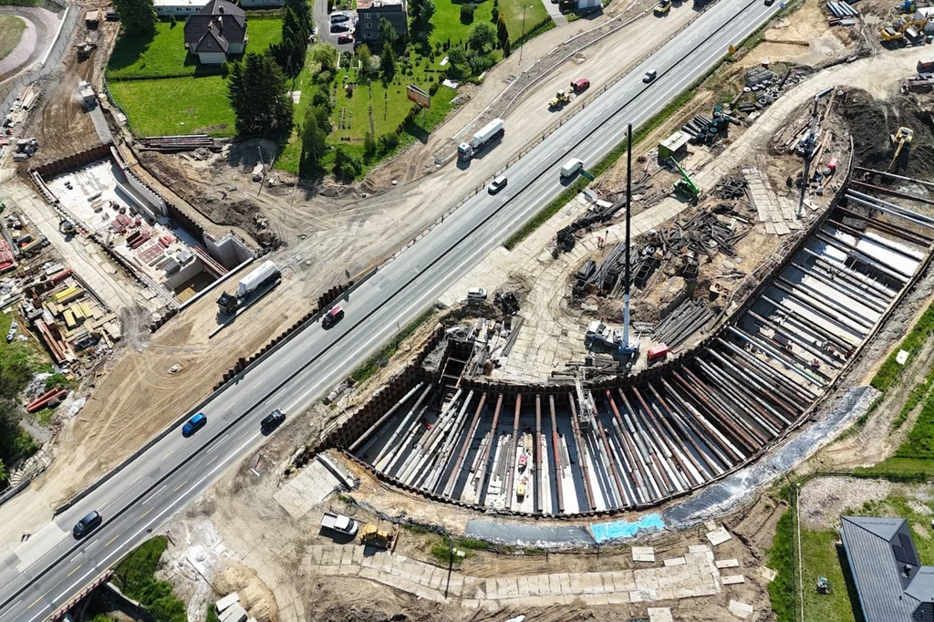 Tunel pod zakopianką coraz bliżej. Budowa wkracza w kluczowy etap Tunel pod zakopianką coraz bliżej. Budowa wkracza w kluczowy etap