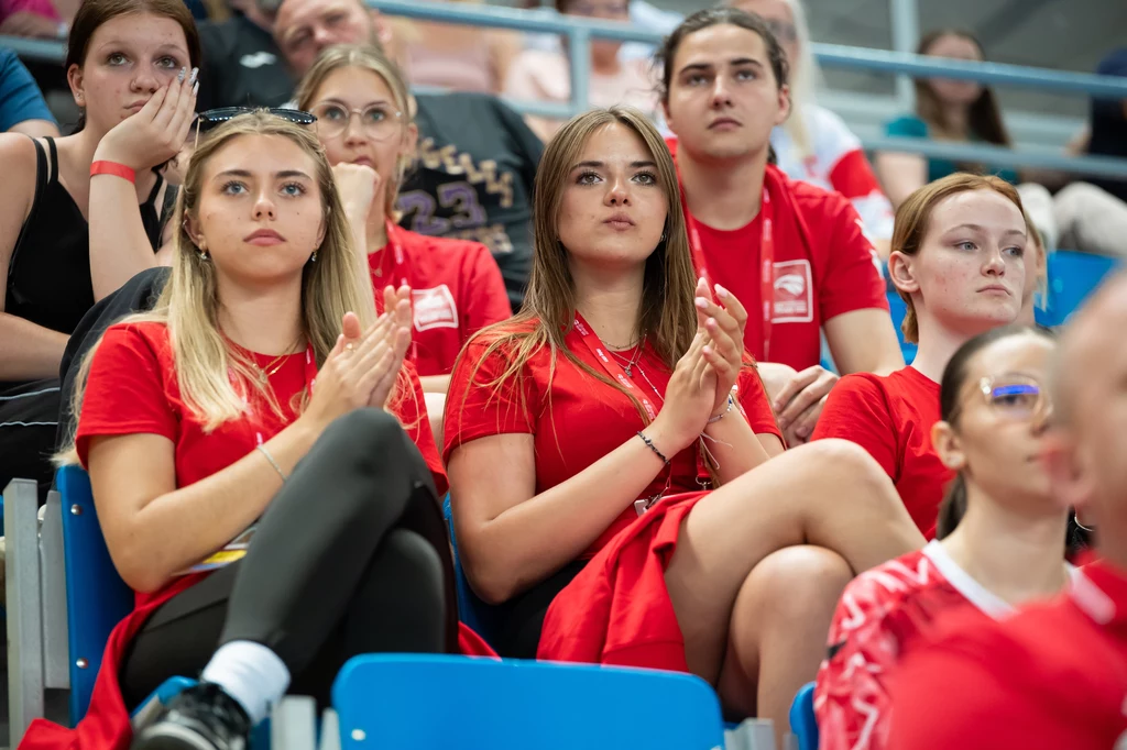 Polscy kibice w Orlen Arenie w Płocku podczas meczu Polska - Brazylia Polscy kibice w Orlen Arenie w Płocku podczas meczu Polska - Brazylia