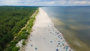 Porównują go do Majorki, choć leży nad Bałtykiem. Złote plaże zachwycają