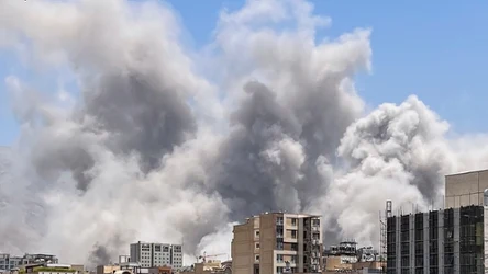 Zniszczenia infrastruktury w Iranie będą miały długotrwały wpływ na gospodarkę tego kraju.