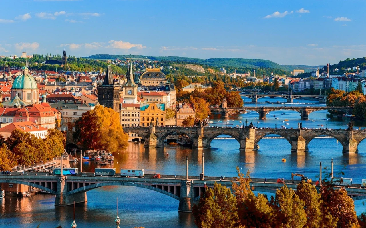 Najpiękniejsza europejska stolica kusi niskimi cenami