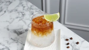 Orzeźwiające espresso z lemoniadą. O wiele lepsze od zwykłej mrożonej kawy