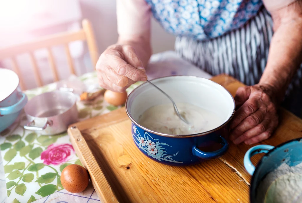 Idealne śniadanie dla seniora powinno być zdrowe Idealne śniadanie dla seniora powinno być zdrowe
