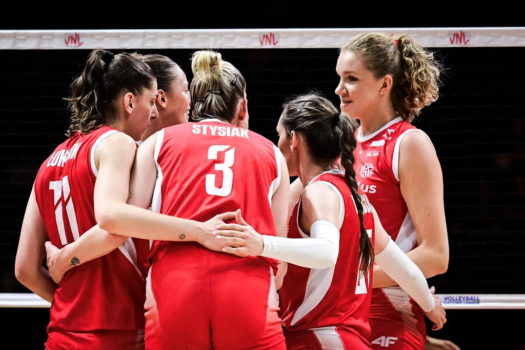 Liga Narodów siatkarek. Agnieszka Korneluk (z prawej) jest niezwykle ważną postacią polskiej kadry Liga Narodów siatkarek. Agnieszka Korneluk (z prawej) jest niezwykle ważną postacią polskiej kadry