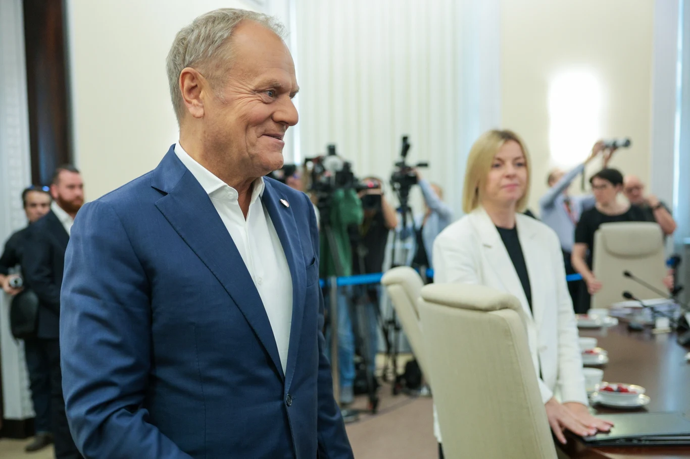 Premier Donald Tusk zapowiedział odejście od "podatku Morawieckiego", czyli opłaty przy rejestracji aut spalinowych Premier Donald Tusk zapowiedział odejście od "podatku Morawieckiego", czyli opłaty przy rejestracji aut spalinowych