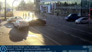 2 sekundy i leci mandat 500 zł. System Red Light w akcji