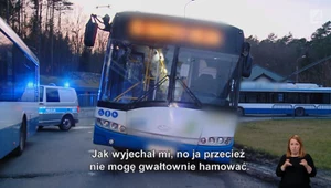 Wcisnął się przed trolejbus i gwałtownie zahamował. Ale twierdzi, że jest niewinny
