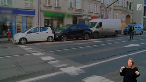 Kierowca busa się zagapił, uszkodził trzy samochody
