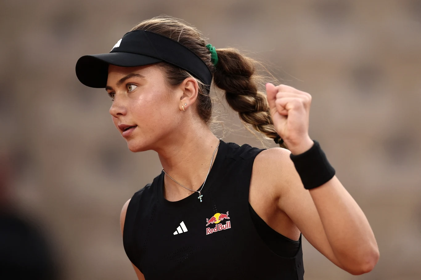 Iva Jović rywalizowała z Lindą Klimovicovą o awans do drugiej rundy eliminacji Wimbledonu