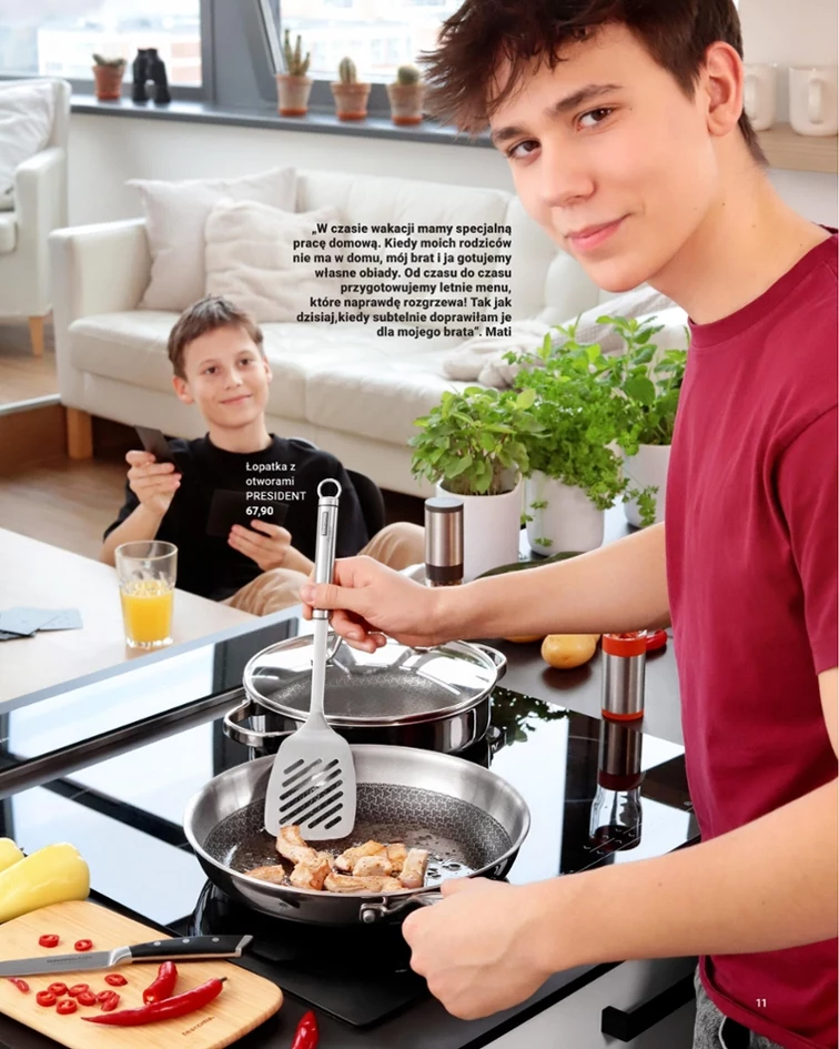 leaflet page preview image