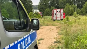 Poszukiwania nastolatków na jeziorze. Znaleziono kajaki i wiosła
