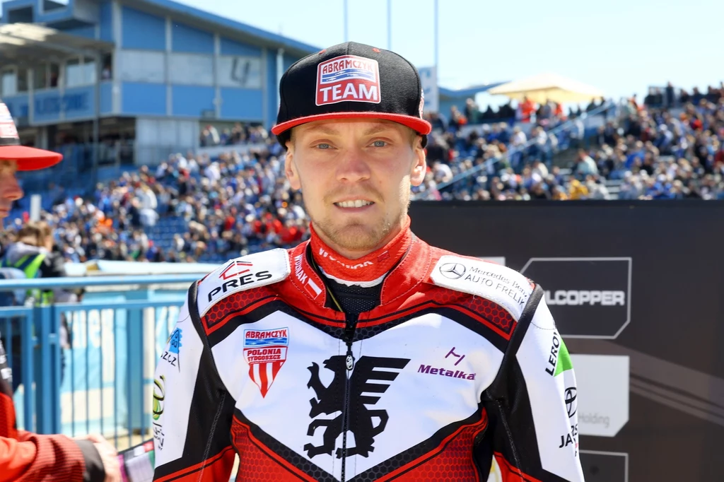 Szymon Woźniak jest krajowym liderem Polonii Bydgoszcz. Szymon Woźniak jest krajowym liderem Polonii Bydgoszcz.