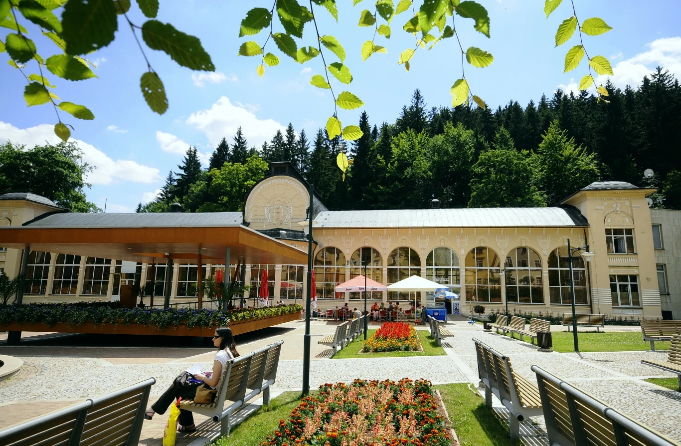 Jańskie Łaźnie jako jedyne w Czechach miasto uzdrowiskowe mieszczą się w paśmie Karkonoszy