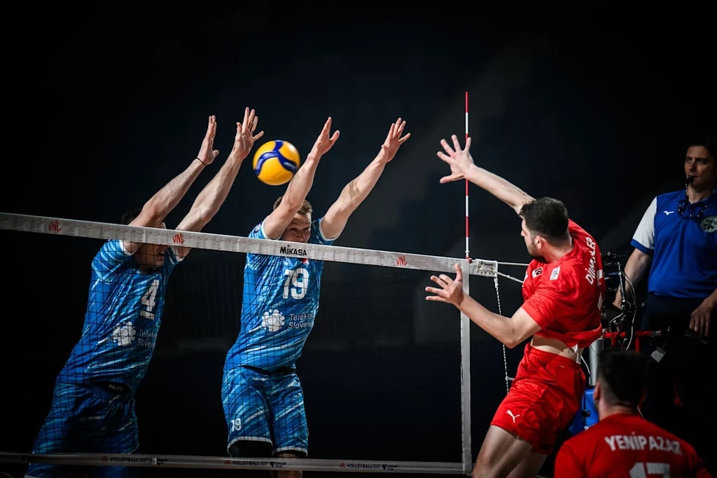 Liga Narodów siatkarzy. Kadr z meczu Słowenia - Turcja