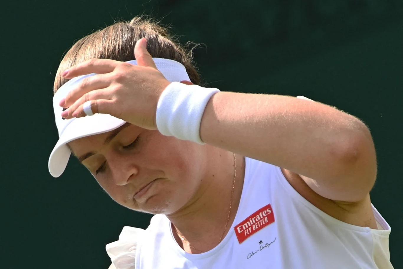 Jelena Ostapenko skreczowała w meczu z Alexandrą Ealą w Eastbourne