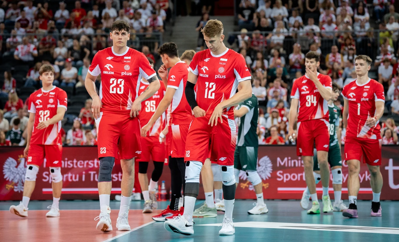 Artur Szalpuk (z numerem 12) w reprezentacji Polski Artur Szalpuk (z numerem 12) w reprezentacji Polski